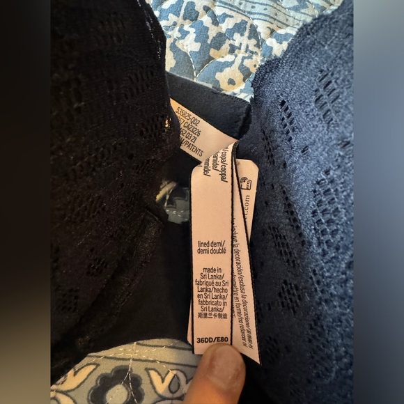 VS Lined Demi Bra - Picture 3 of 5